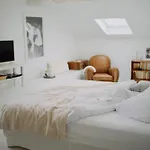 Casa Bianca Βίλα Κασί